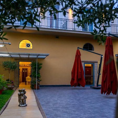Bocca Di Bacco Bed & Breakfast Cimitile Екстериор снимка