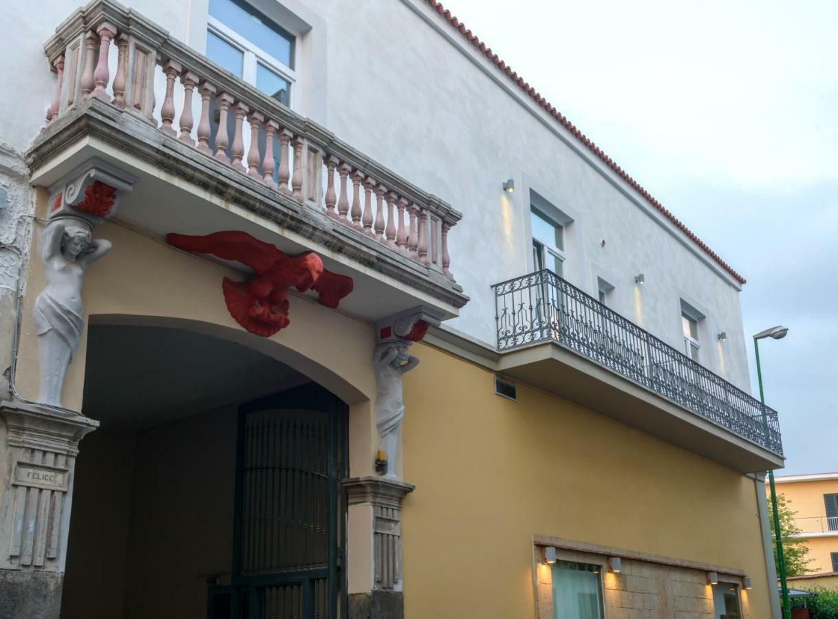 Bocca Di Bacco Bed & Breakfast Cimitile Екстериор снимка